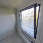 Möblierter Containerbungalow mit neuem Gartenchalet 6×4,8m – Bild 4