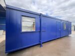 Maßgefertigtes 32 Fuß × 10 Fuß großes Kabinenbüro + Kantine + 1+1 WC-Waschräume, vandalensicher – Bild 11