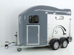 Cheval Liberte Pferdeanhänger GOLD 3 | Premium | Pullman 2 | Sattelkammer | grau-Neu – Bild 4