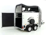 Cheval Liberte Pferdeanhänger GOLD One 1,5er | Pullmann-Fahrwerk | Sattelkammer | schwarz-Neu – Bild 7