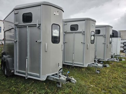Sonderangebot Ifor Wiliams HB 506 mit Rampe-/Türe und Heunetzbefestigung